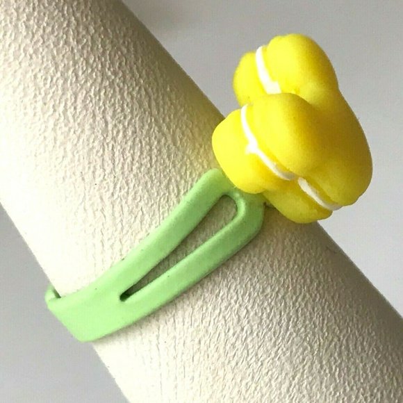 Vintage Disney Mickey Mouse Ears Ring Size 5 6 7 Macaroon Snacks Green Yellow - Picture 5 of 9